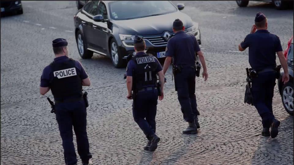 "Gilets jaunes" : les syndicats de policiers réclament un "retour sur investissement"