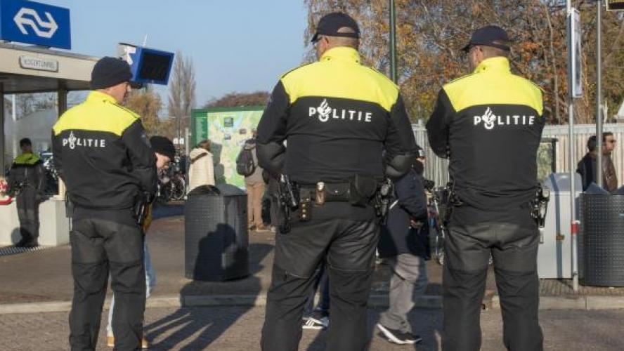 Cinq "terroristes" présumés arrêtés aux Pays-Bas et en Allemagne