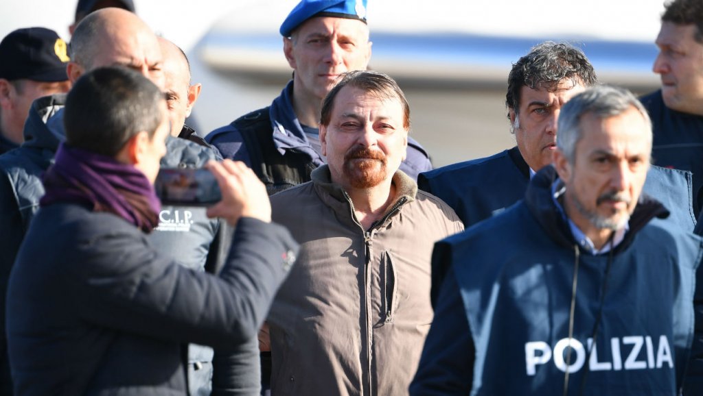Battisti est arrivé en Italie