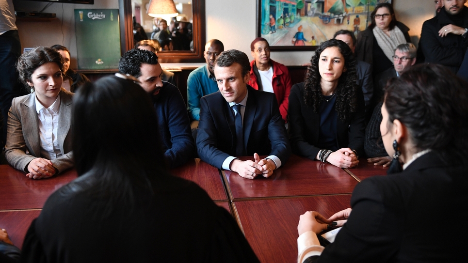 Macron préfère l'accès à la nationalité au droit de vote des étrangers