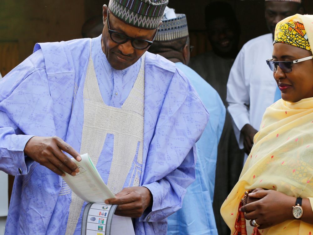 Le président nigérian Buhari assuré d'être réélu, selon un décompte Reuters