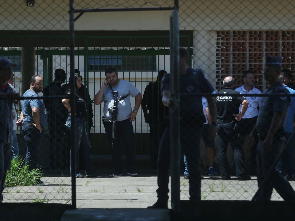 Fusillade dans une école brésilienne, au moins dix morts dont six enfants