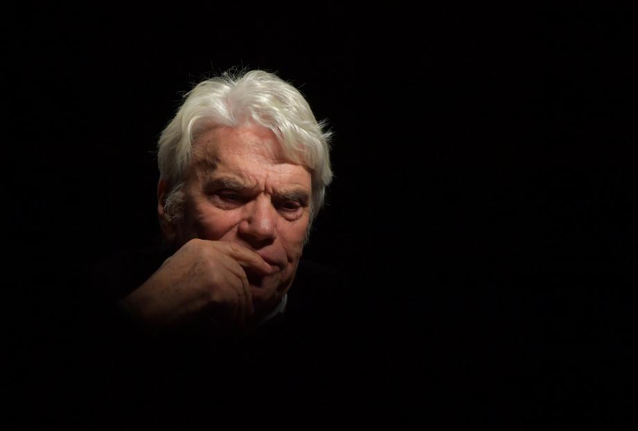 5 ans de prison ferme requis contre Bernard Tapie pour "escroquerie"