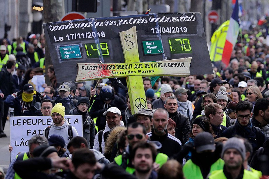 Un 22e samedi en jaune avant les annonces de Macron