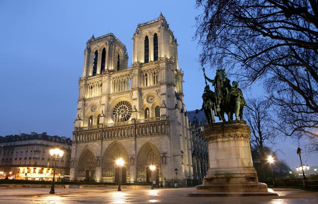 Mais comment Notre-Dame de Paris a-t-elle pu brûler ? - Page 4 32746429-30437416