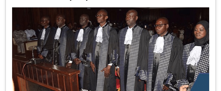 Sept nouveaux magistrats dont une femme prêtent serment à la Cour des comptes