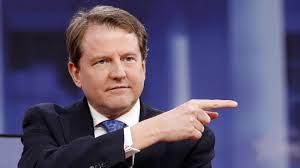 Enquête russe: Trump refuse que McGahn témoigne devant le Congrès