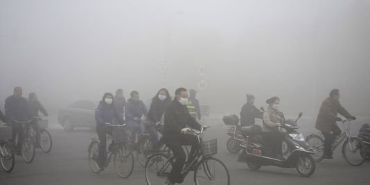 En Chine, face à la crise de la pollution atmosphérique, la bicyclette fait son retour
