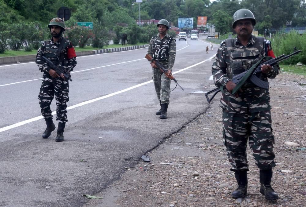 Cachemire indien: le couvre-feu sera assoupli après la fête nationale de l'Indépendance (gouverneur)