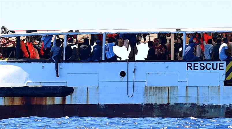 Les migrants recueillis à bord de l'Open Arms sont en danger, selon l'ONG