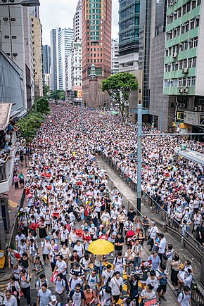 Hong Kong : l'exécutif renonce finalement au texte controversé sur les extraditions