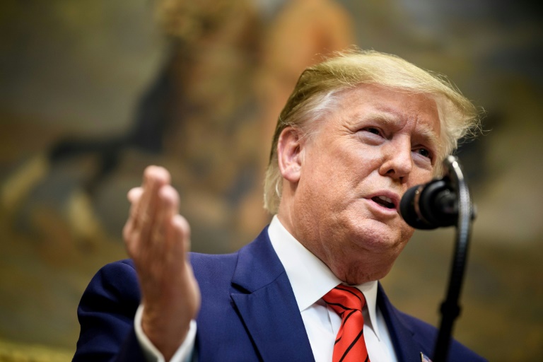 Destitution: Trump va au clash, Biden donne de la voix