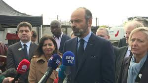 Chanteloup: Philippe fustige "une petite bande d'imbéciles et d'irresponsables"