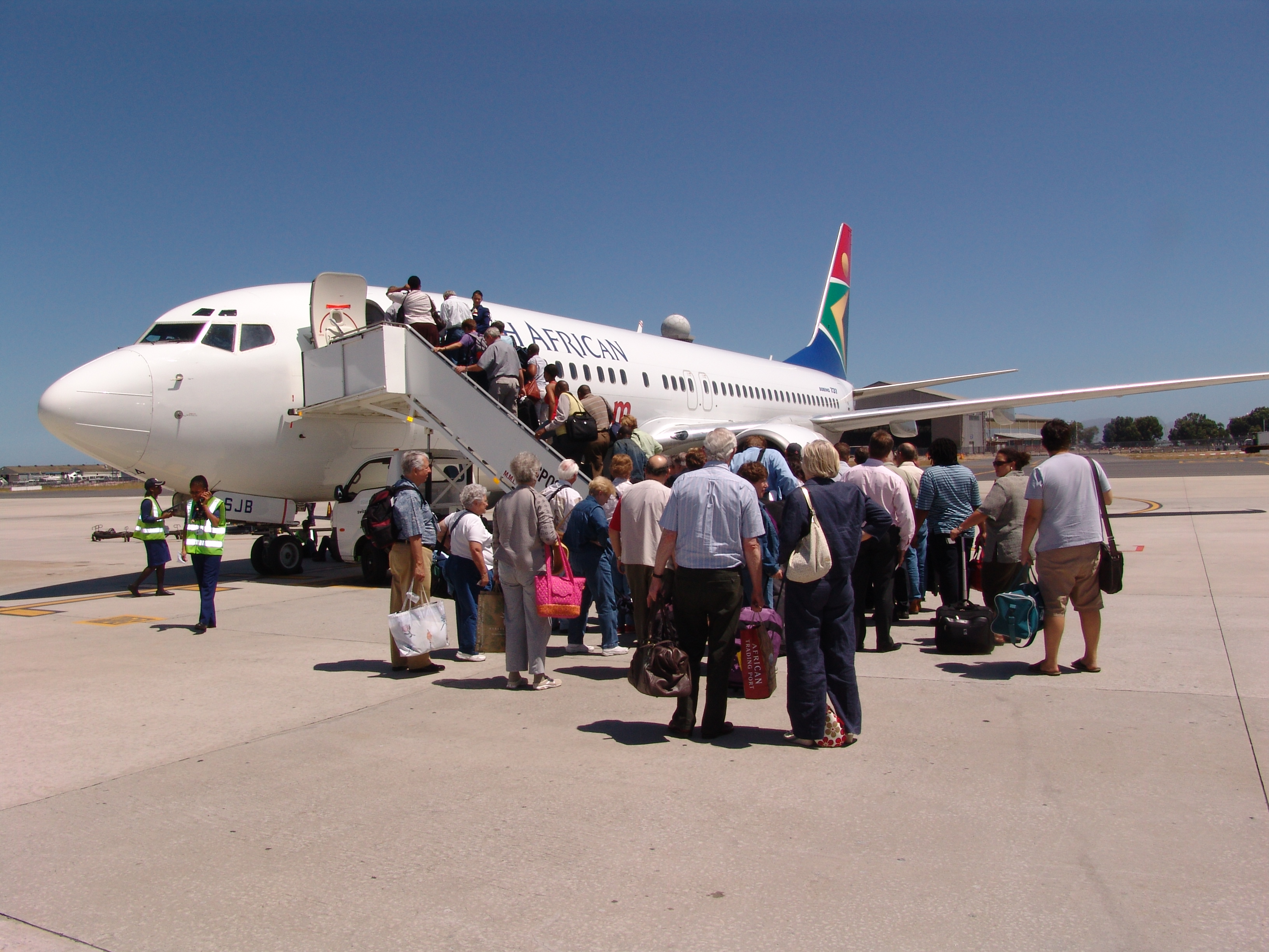 South African Airways licenciera massivement