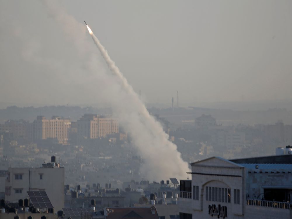 Israël abat un chef du Djihad islamique, tirs de roquettes depuis Gaza