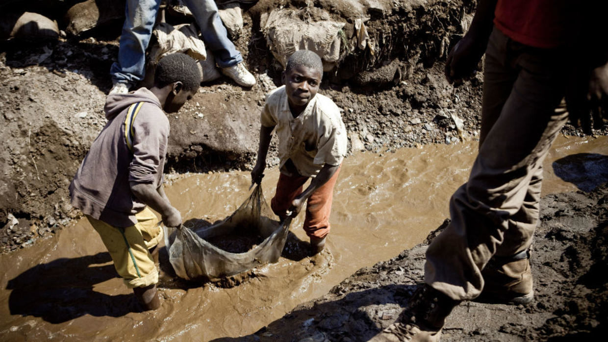 RDC : Apple, Microsoft et Google accusées d'avoir bénéficié du travail d'enfants dans les mines de cobalt