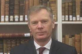 L'ambassadeur du Royaume-Uni en Iran brièvement arrêté