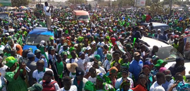 GAMBIE: des heurts lors d’une manifestation pour réclamer le départ du président Barrow