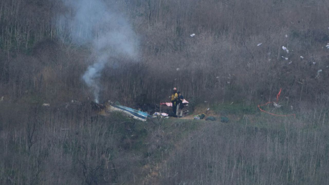 Kobe Bryant, l'enquête se poursuit au milieu des hommages