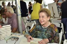 Mary Higgins Clark s'éteint à 92 ans