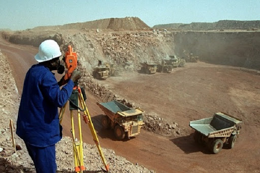 Uranium: le Niger traîné devant la Cour de justice de la Cedeao par 30 ex-employés des mines d’Arlit et d’Akokan