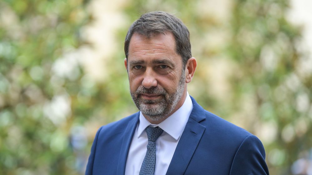 Appel à la prière: Castaner et le CFCM corrigent Marine Le Pen