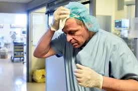 Italie: une centaine de médecins tués par le coronavirus (syndicat)