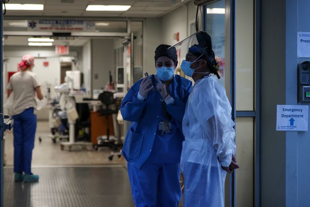 Coronavirus en France: près de 15.000 morts depuis le début de la pandémie