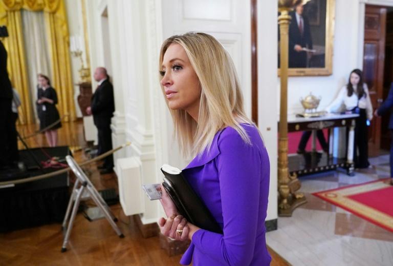 La porte-parole de la Maison Blanche de retour dans la salle de presse