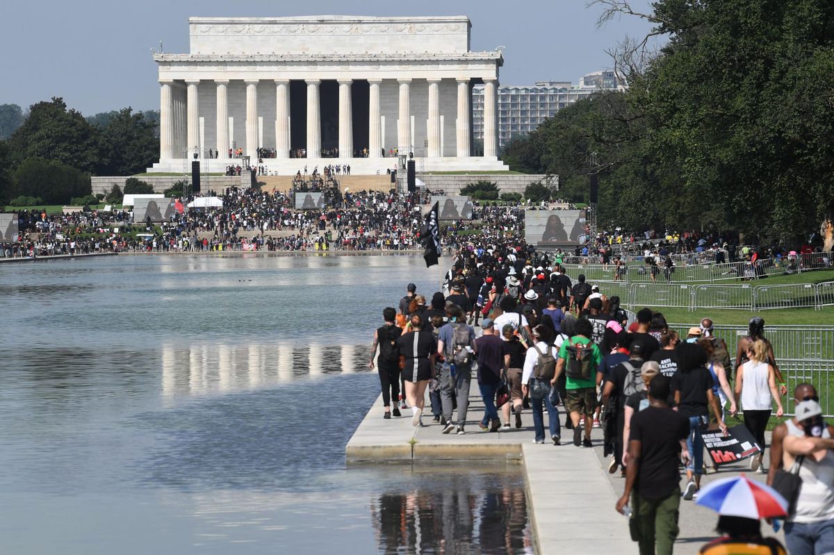 «Black Lives Matter» : les manifestants se rassemblent en masse à Washington