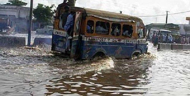 Inondations : C'est le chaos partout mais « tout le monde savait (car) la météo n’a cessé d’avertir »