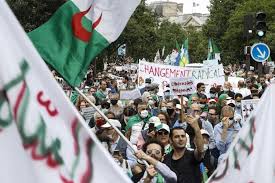 Algérie : nouvelles peines de prison pour des figures du «Hirak»