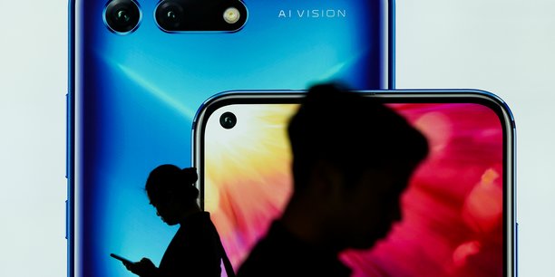 Huawei envisage de céder ses smartphones Honor pour 12,9 milliards d'euros