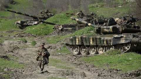 Guerre au Nagorny Karabakh: Plus de 2300 soldats arméniens tués