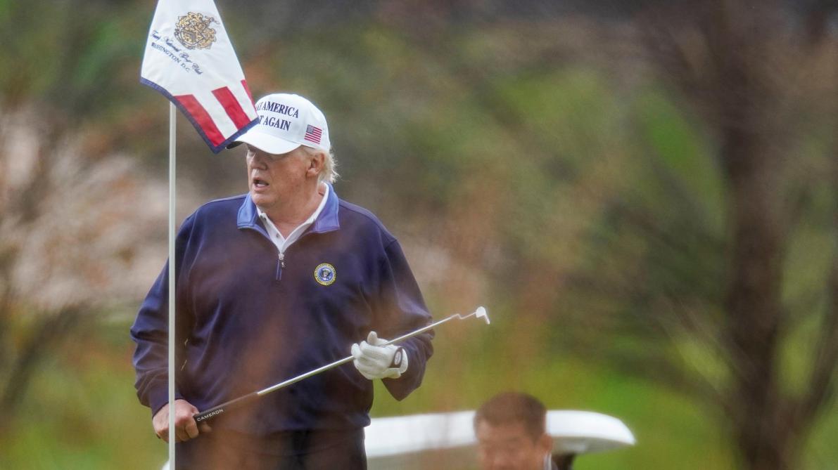 Trump fait une courte apparition au G20, pour ensuite aller jouer au golf