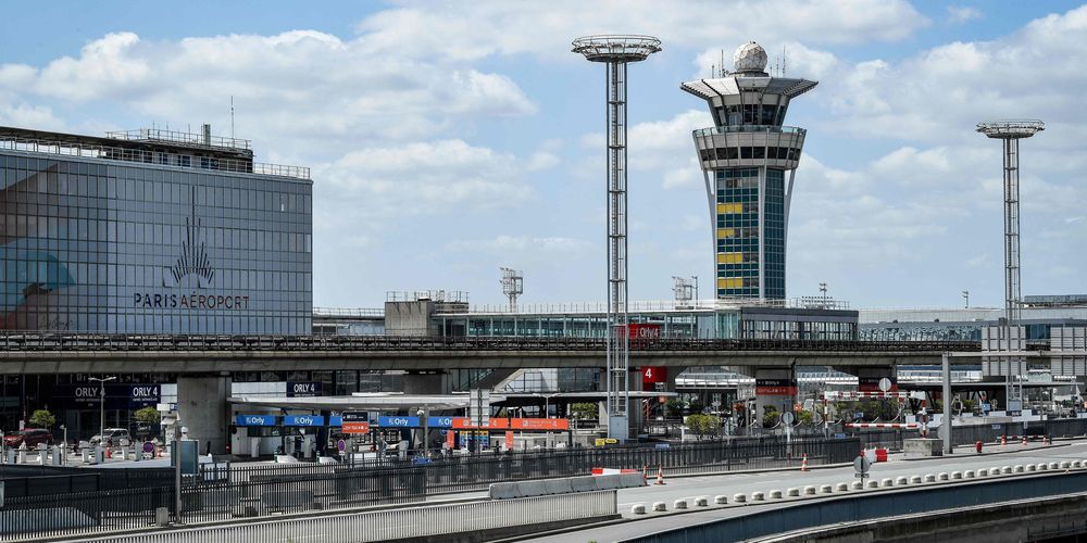 Des migrants «clandestins» voyageant en jet privé interpellés à Orly
