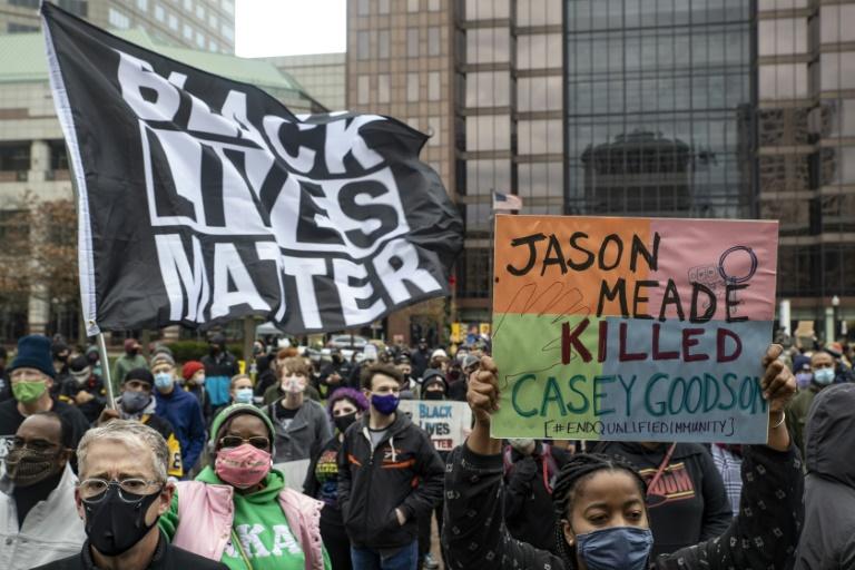 États-Unis : Un homme noir non armé tué par un policier