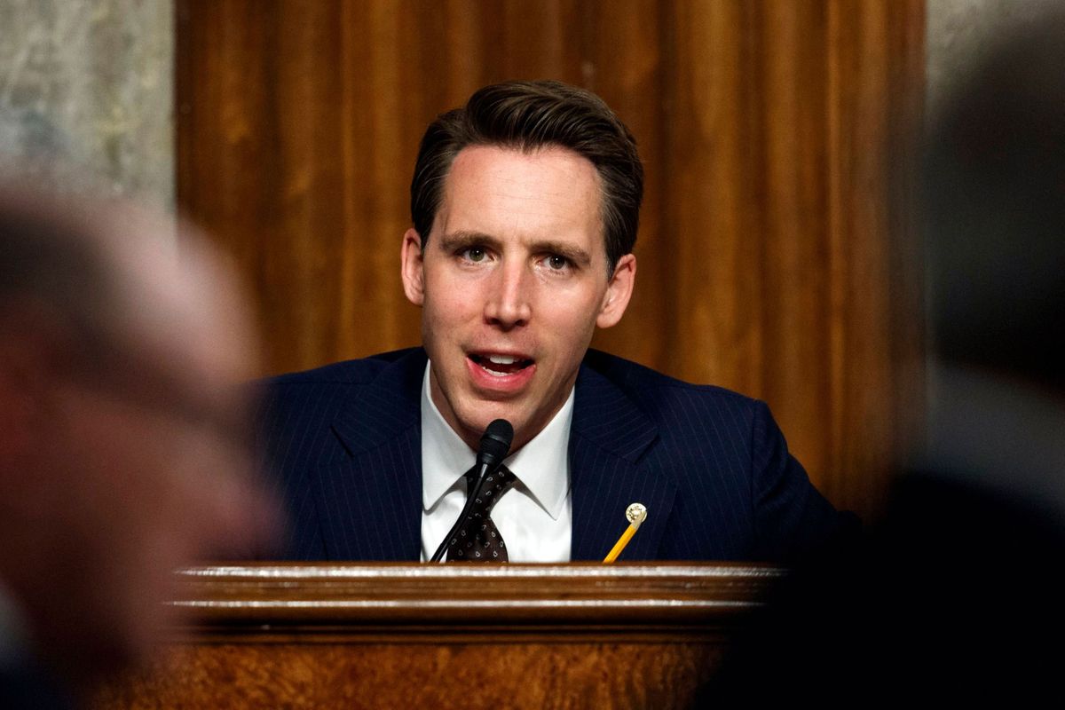 Le sénateur républicain Josh Hawley