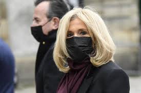 COVID-19 : Brigitte Macron déclarée positive pendant les vacances de Noël
