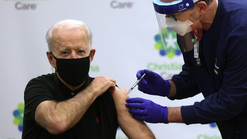 COVID-19 : Joe Biden a reçu la deuxième dose du vaccin