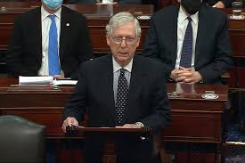 Impossible de juger Trump avant son départ, estime le chef républicain du Sénat