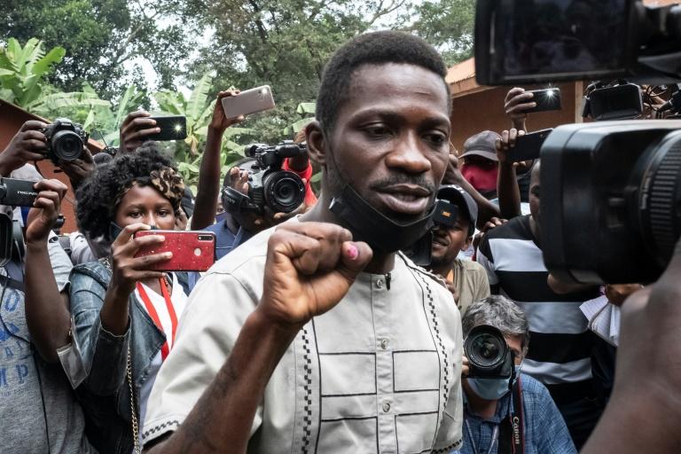 Présidentielle ougandaise : Bobi Wine dénonce "des fraudes et des violences"