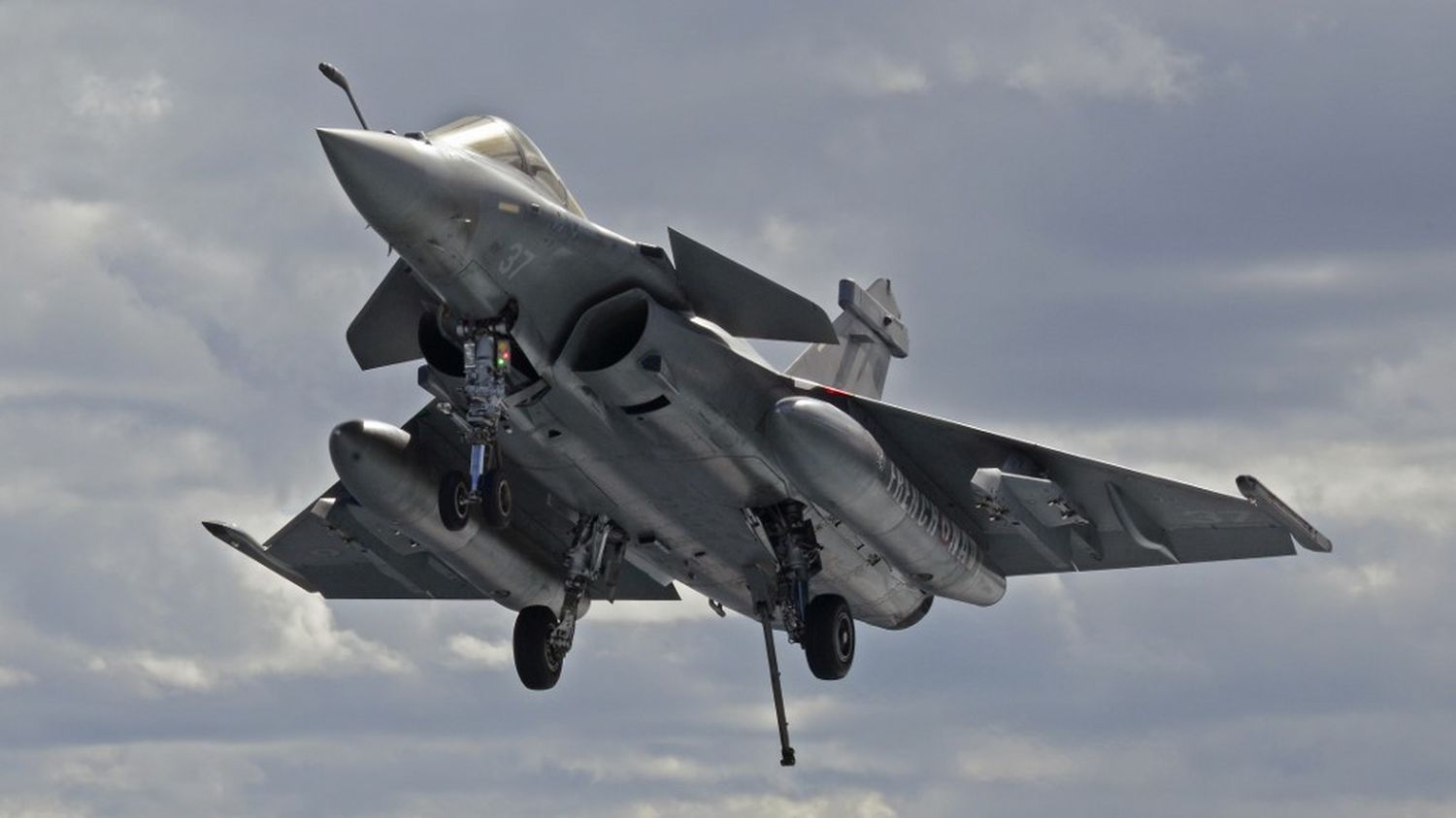Confrontée à la Turquie, la Grèce achète 18 Rafale à la France