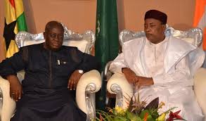 Les Présidents du Ghana (g) et du Niger