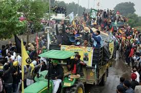 INDE : Heurts entre fermiers et policiers en marge de la fête nationale, 2000 soldats en renforts