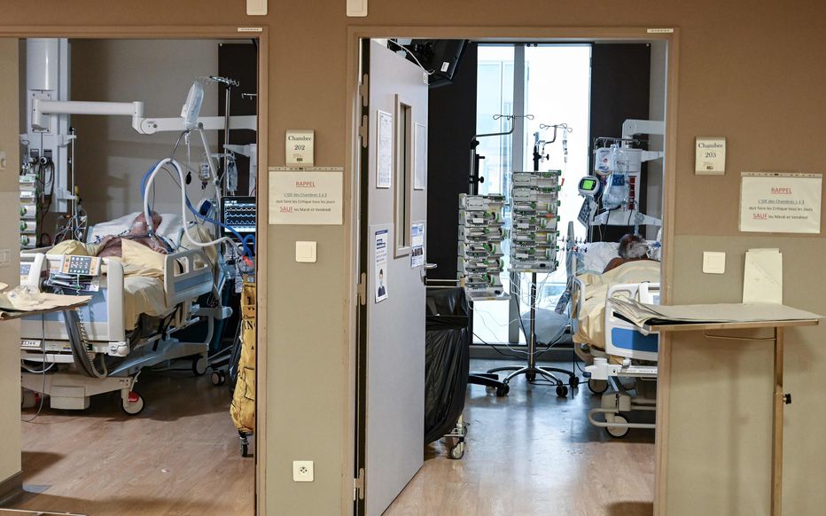 La COVID-19 a tué 80 000 personnes en France