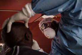 Coronavirus : Des chercheurs demandent un effort mondial pour créer un vaccin universel