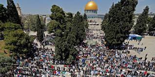 JERUSALEM : Le plus grand rassemblement sur l’Esplanade des Mosquées depuis la COVID-19