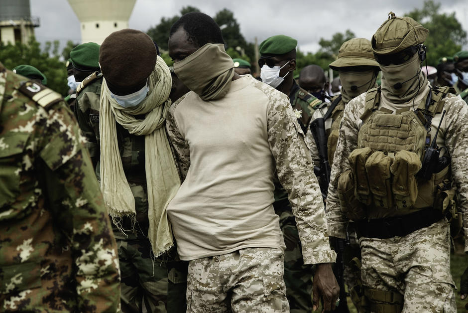 Le chef de la junte et vice-président de la Transition, colonel Assimi Goïta