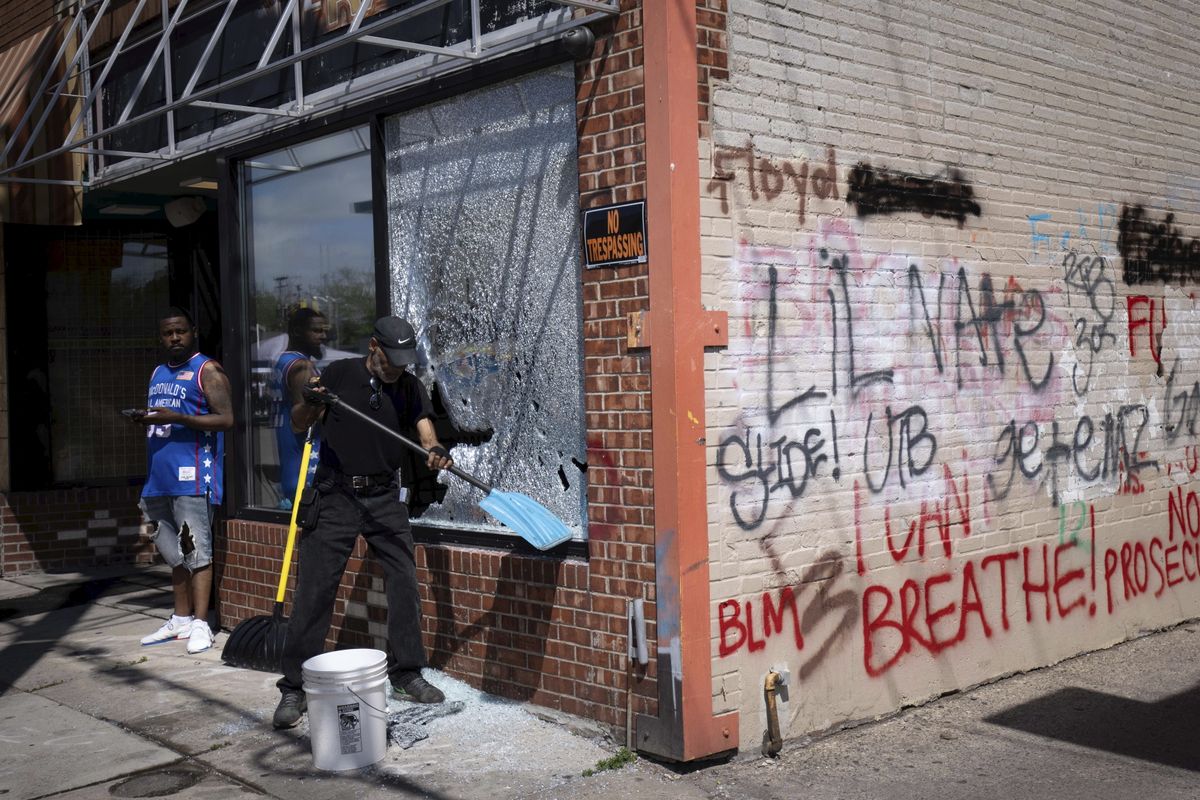 ETATS-UNIS : Des coups de feu tirés sur le site de la mort de George Floyd font un blessé